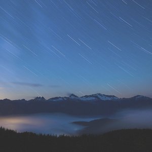 操浪笔美女视频免费
