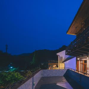 操浪笔美女视频免费
